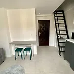 Little Duplex Yourhosthelper